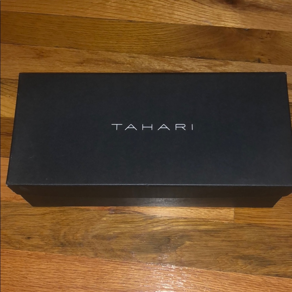 Tahari Flats